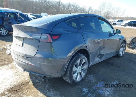 2023 Tesla Model Y Awd/Long Range Dual Motor All-Wheel Drive from USA, damaged, VIN 7SAYGDEE2PF616615